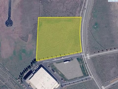 Photo of TBD Keene Rd, West Richland, WA 99353 (MLS # 293201)