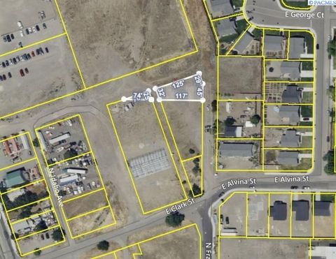 Photo of NKA Blks 148, Pasco, WA 99301 (MLS # 292147)