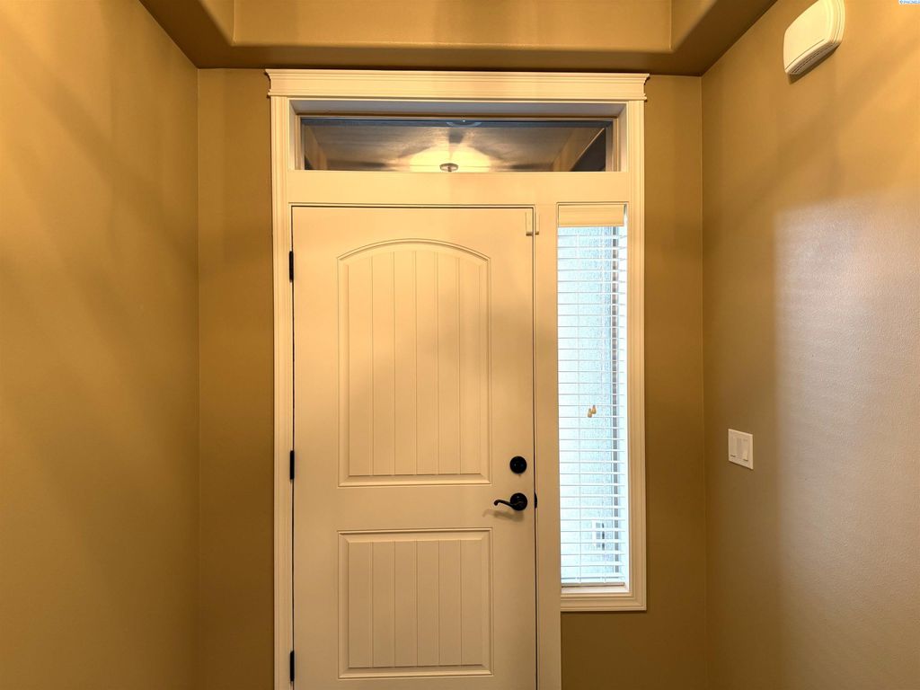 Photo of 2772 Grayhawk Loop, Richland, WA 99354 (MLS # 290579)