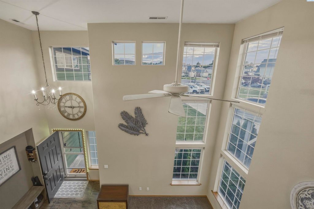 Photo of 3313 S Buntin Street, Kennewick, WA 99337 (MLS # 292520)