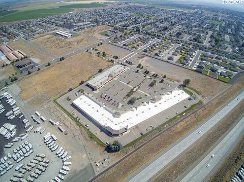 Photo of 5226 Outlet Drive, Pasco, WA 99301 (MLS # 293720)
