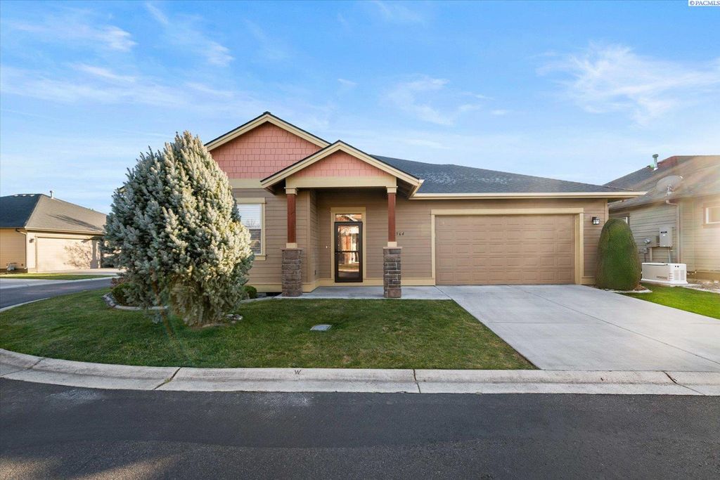 Photo of 2564 Orchid Court, Richland, WA 99354 (MLS # 289757)