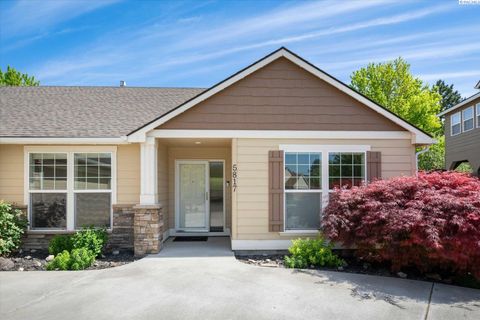Photo of 5817 W 17th AVE, Kennewick, WA 99338 (MLS # 292700)