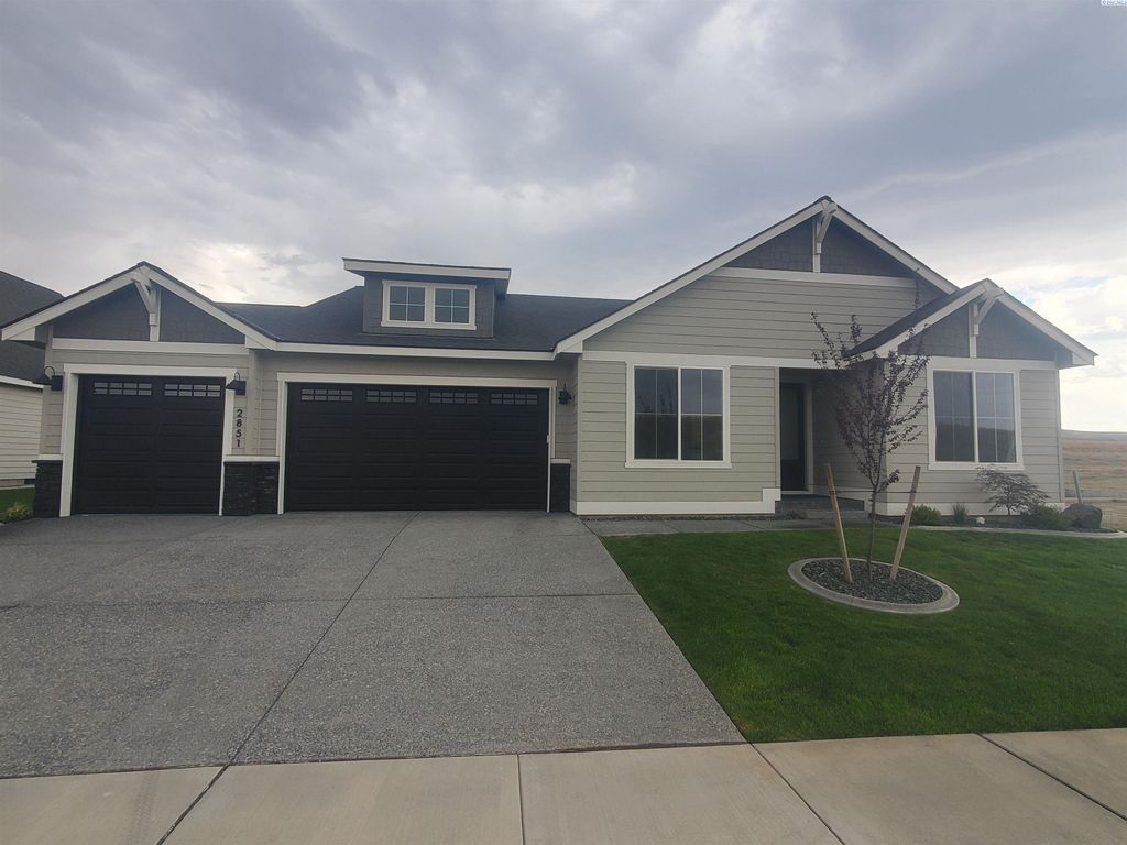 Photo of 2851 Savannah, Richland, WA 99354 (MLS # 286852)