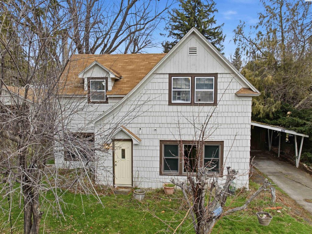 Photo of 348 NW Harrison St, Pullman, WA 99163 (MLS # 291508)