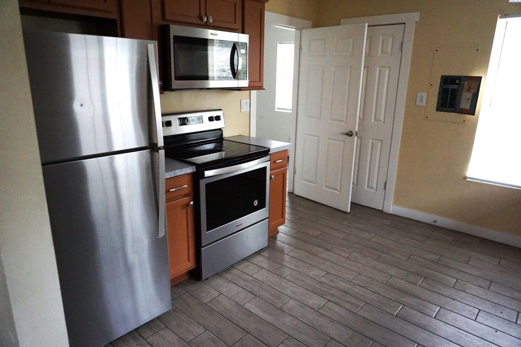 Photo of 738 N 9th Ave, Walla Walla, WA 99362 (MLS # 288412)