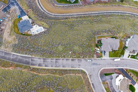 Photo of 182 Meadow Hills Dr, Richland, WA 99352 (MLS # 289900)