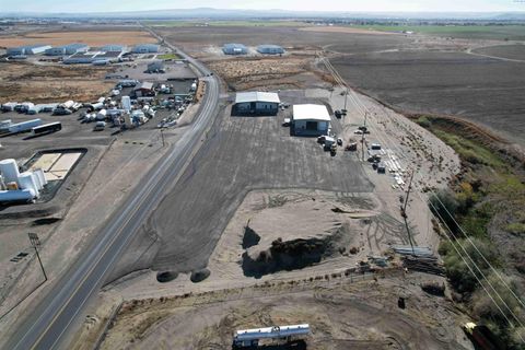 Photo of 3251 N Glade Rd #C, Pasco, WA 99301 (MLS # 292223)