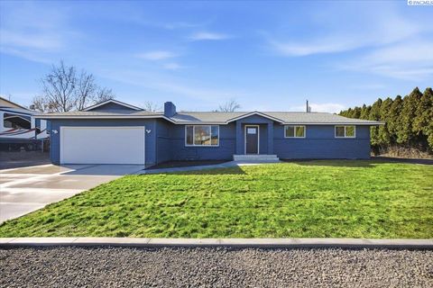 Photo of 4314 S Date Street, Kennewick, WA 99337 (MLS # 290795)
