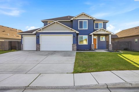 Photo of 3035 Wild Canyon Way, Richland, WA 99354 (MLS # 289474)
