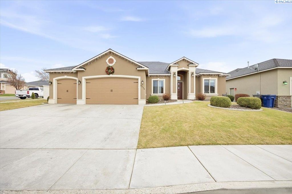 Photo of 4278 S Zillah St, Kennewick, WA 99366 (MLS # 289679)