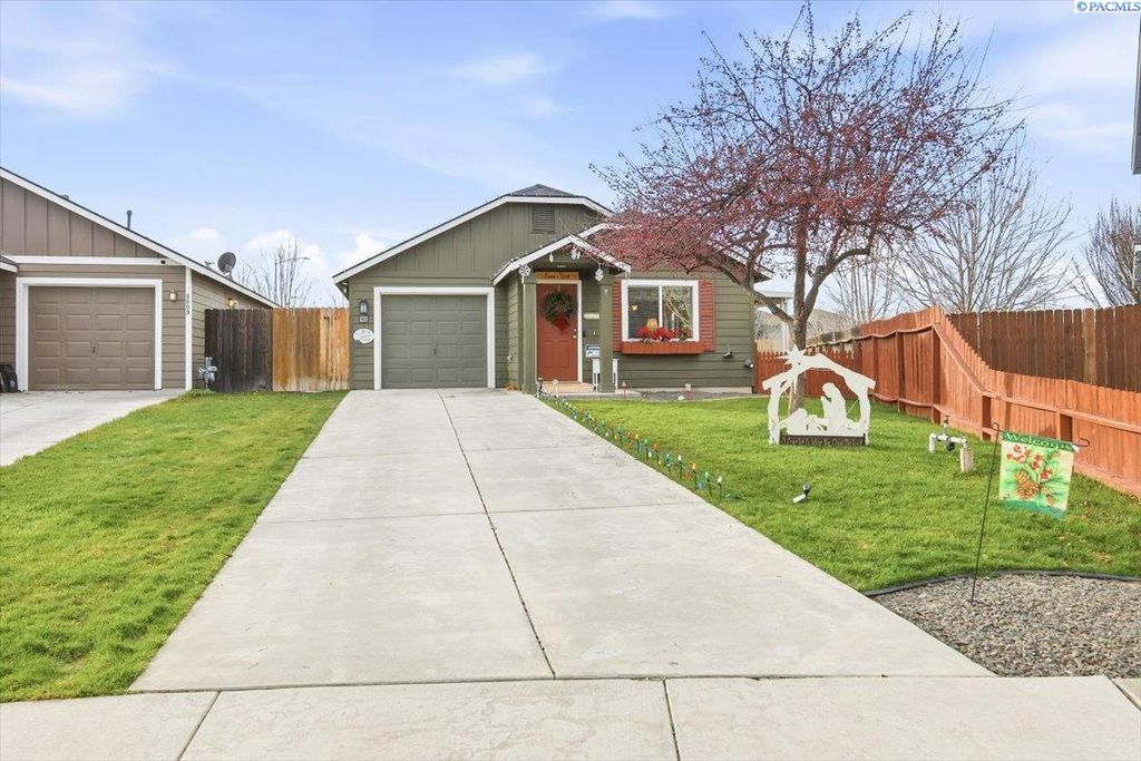 Photo of 8011 W 5th Ave, Kennewick, WA 99336 (MLS # 289447)