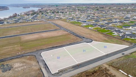 Photo of 12736 Blackfoot Dr, Pasco, WA 99301 (MLS # 289707)