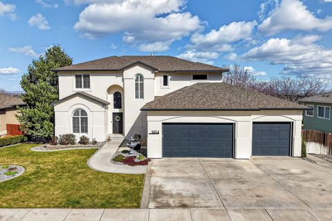 Photo of 1614 W 51st Avenue, Kennewick, WA 99337 (MLS # 291176)