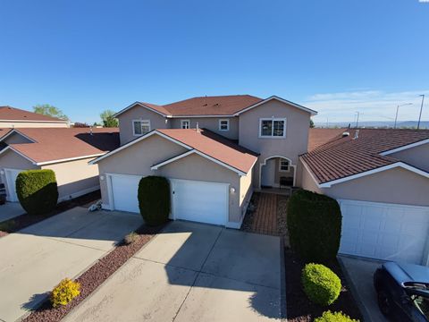 Photo of 9918 Vincenzo Dr, Pasco, WA 99301 (MLS # 291935)