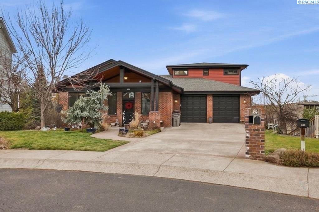 Photo of 620 SE Edge Knoll Drive, Pullman, WA 99163 (MLS # 291191)