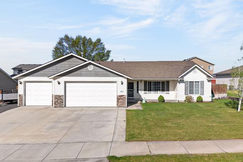 Photo of 4014 Prairie Ln, Pasco, WA 99301 (MLS # 292191)