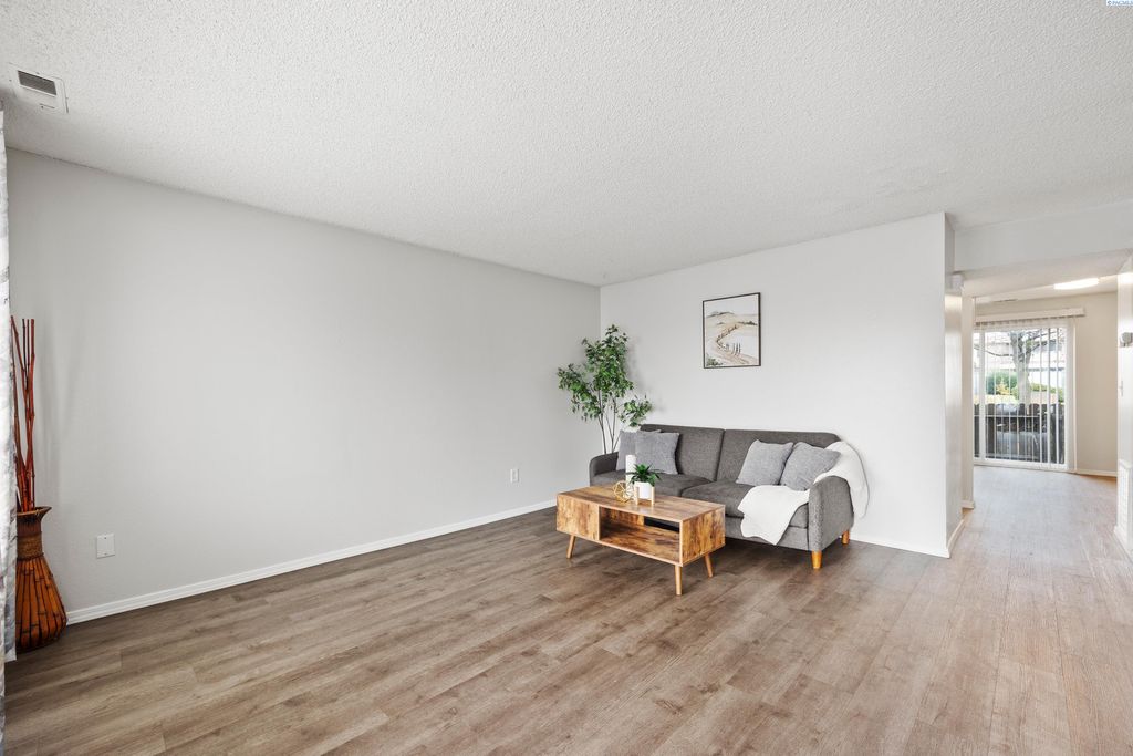 Photo of 2313 W Slyvester St #A-10, Pasco, WA 99301 (MLS # 289008)