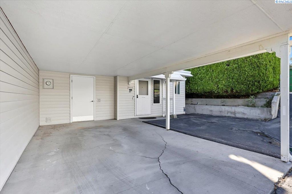 Photo of 4406 W Rio Grande #f Ave, Kennewick, WA 99336 (MLS # 288056)