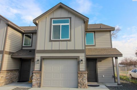 Photo of 605 Road 34 Unit B, Pasco, WA 99301 (MLS # 290085)