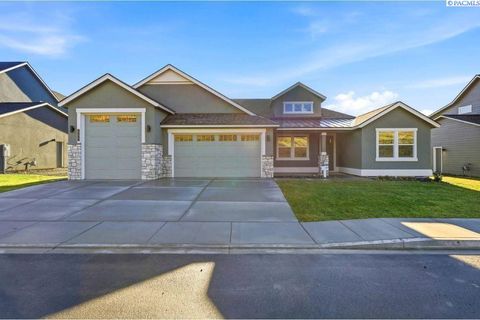 Photo of 333 Epic Street, Richland, WA 99352 (MLS # 286998)