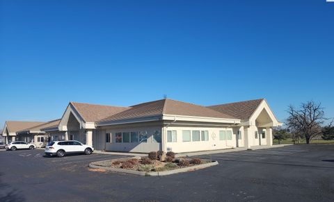 Photo of 2805 Saint Andrews Loop #A, Pasco, WA 99301 (MLS # 289956)