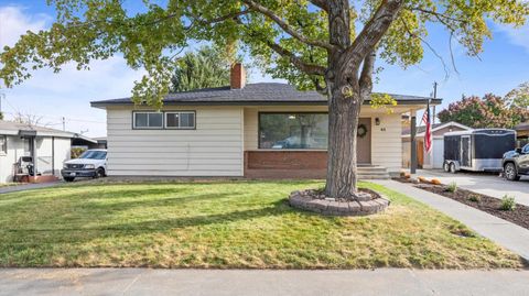 Photo of 44 N Lyle St, Kennewick, WA 99336 (MLS # 288228)