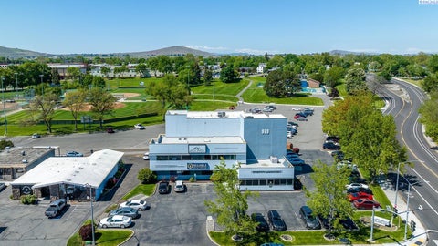 Photo of 969 Stevens Dr #2C, Richland, WA 99352 (MLS # 294962)