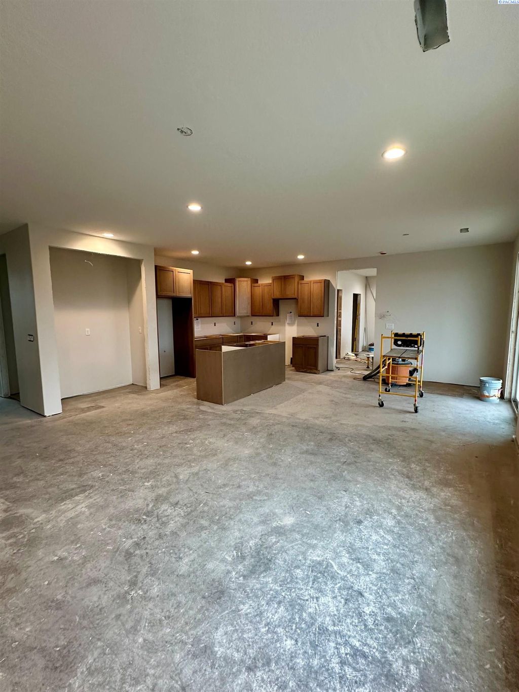 Photo of 3474 S Alaska Pl, Kennewick, WA 99337 (MLS # 290181)