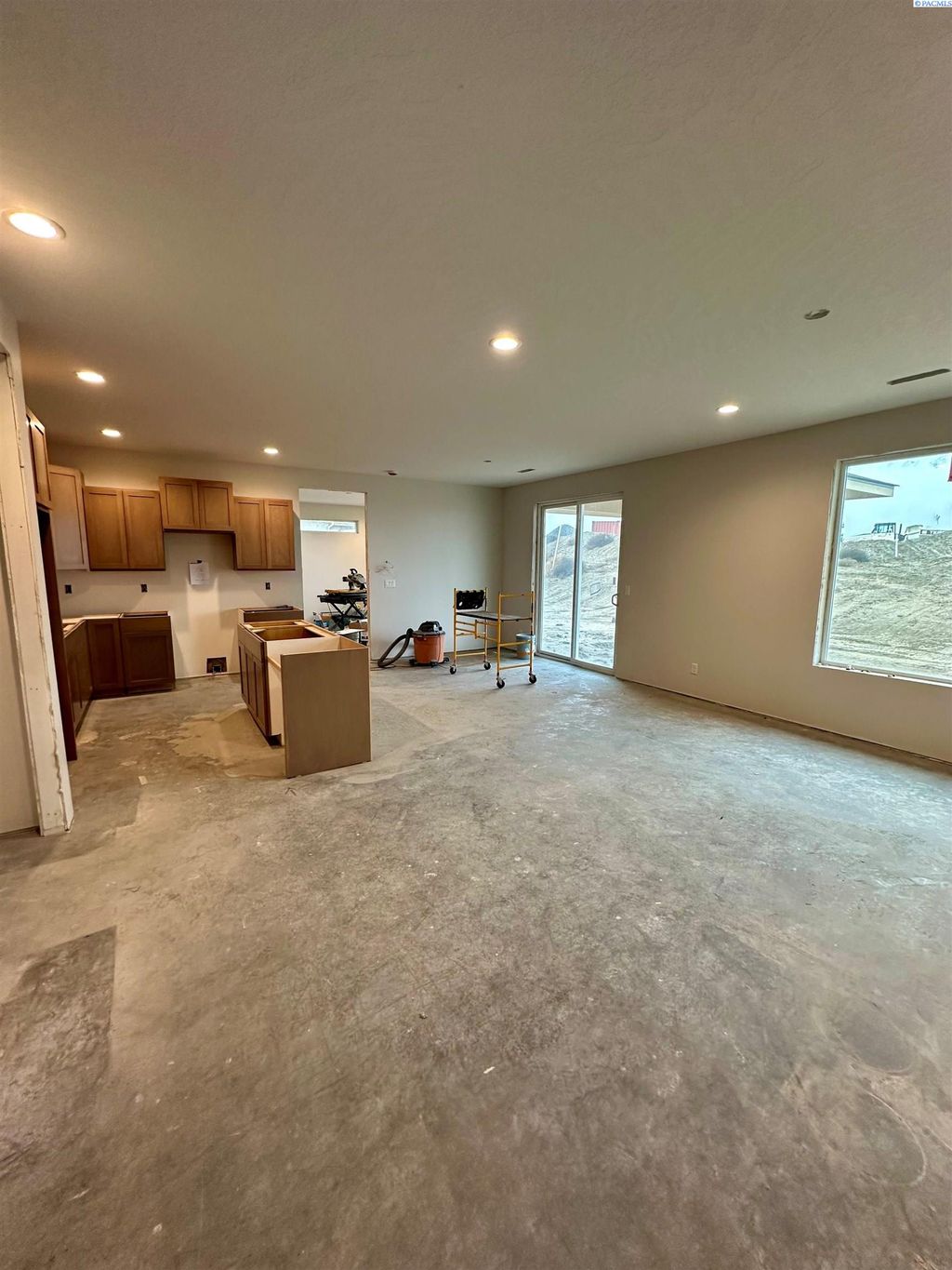 Photo of 3474 S Alaska Pl, Kennewick, WA 99337 (MLS # 290181)