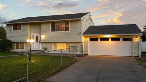 Photo of 6004 W Melville Road, Pasco, WA 99301 (MLS # 287655)