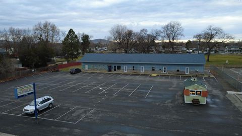 Photo of 1217 Thayer Drive, Richland, WA 99352 (MLS # 290595)