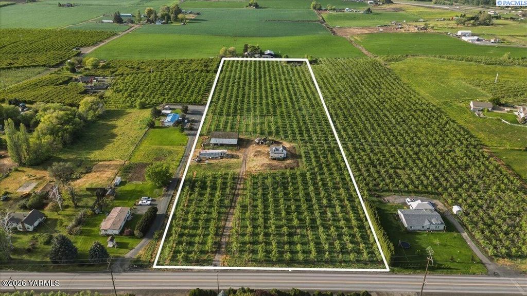 Photo of 16660 Yakima Valley Hwy, Granger, WA 98932 (MLS # 292434)