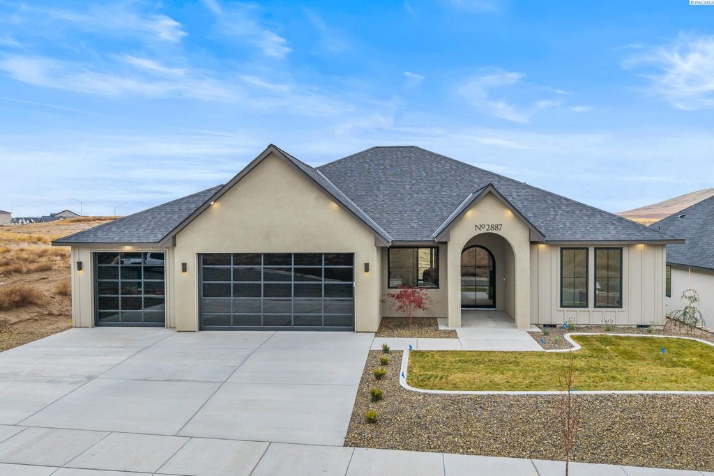Photo of 2887 Savanna Ave, Richland, WA 99352 (MLS # 289188)