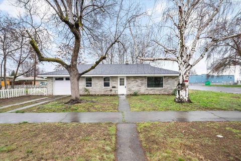 Photo of 505 N 15th Ave, Pasco, WA 99301 (MLS # 291311)