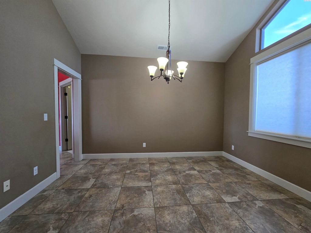 Photo of 2914 Karlee Drive, Richland, WA 99352 (MLS # 288108)