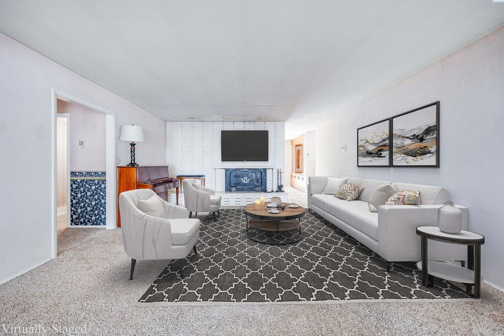 Photo of 709 S Mill St, Colfax, WA 99111 (MLS # 288396)