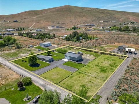 Photo of 57404 N 385 Prne Pr, Benton City, WA 99320 (MLS # 287799)