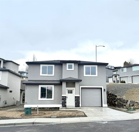 Photo of 774 Rio Vista Loop #Lot46, Richland, WA 99352 (MLS # 290348)