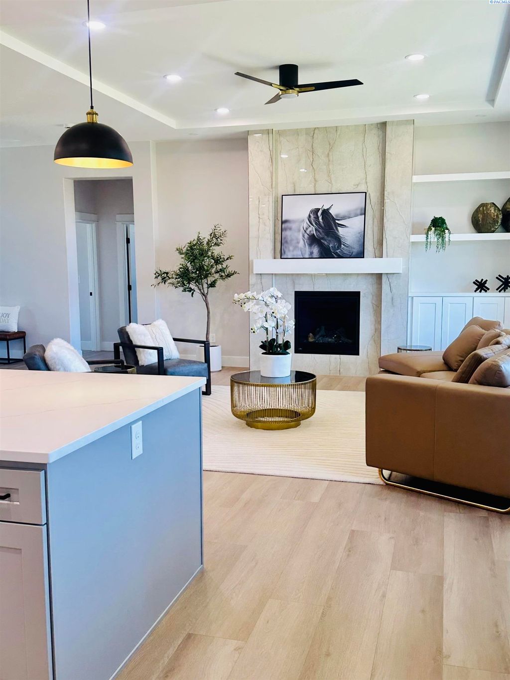 Photo of 7151 W 35th Ave, Kennewick, WA 99338 (MLS # 289047)