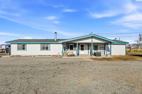 Photo of 2709 Riverside Road, Yakima, WA 98901 (MLS # 290591)