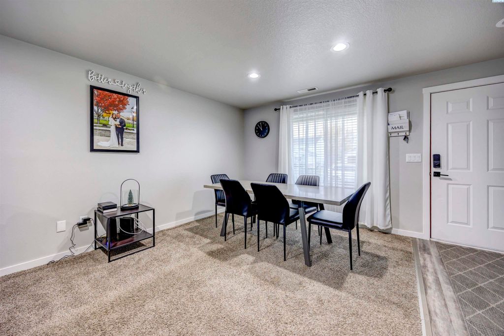 Photo of 8707 Overland Ct, Pasco, WA 99301 (MLS # 288711)