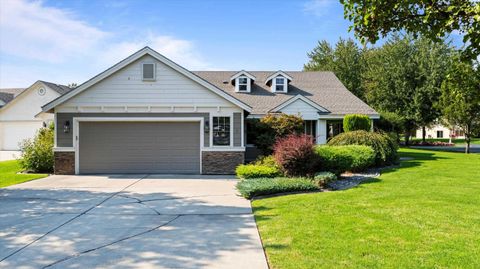 Photo of 1 Dahlia Ct, Pasco, WA 99301 (MLS # 289420)