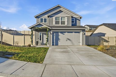 Photo of 1401 8th Street, Benton City, WA 99320 (MLS # 289578)