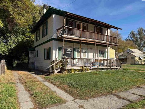 Photo of 461 Pataha St, Pomeroy, WA 99347 (MLS # 288426)