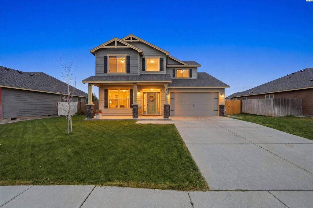Photo of 3915 St Paul Ln, Pasco, WA 99301 (MLS # 291428)