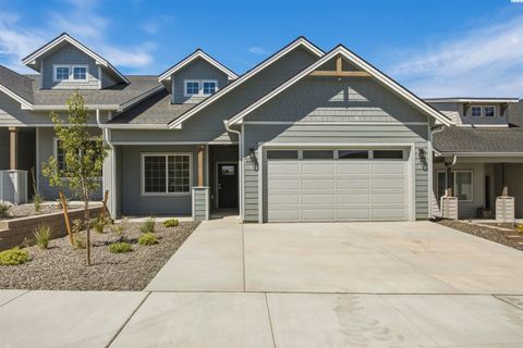 Photo of 4613 Grove Court, West Richland, WA 99353 (MLS # 294588)