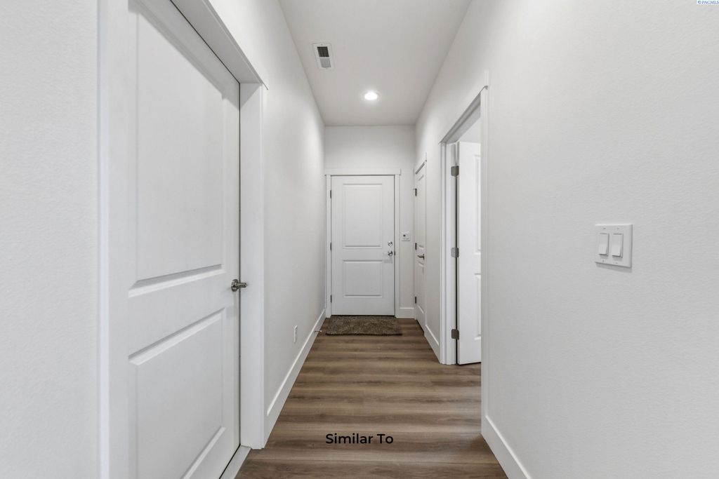 Photo of 254 N Dewberry Pl, Kennewick, WA 99336 (MLS # 291157)