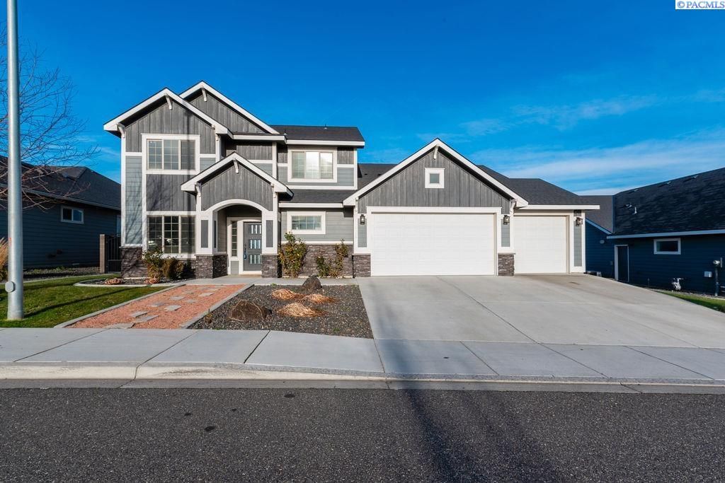 Photo of 6356 W 38th Ave, Kennewick, WA 99338 (MLS # 289367)