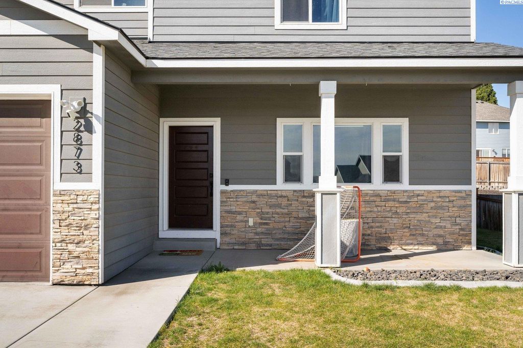 Photo of 2873 Mackenzie Court, Richland, WA 99352 (MLS # 291776)